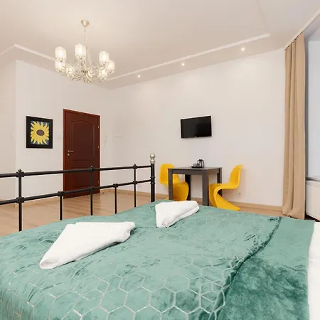 Cozy Studio Piotrkowska By Renters Apartment *