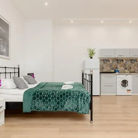 Apartment Cozy Studio Piotrkowska By Renters *